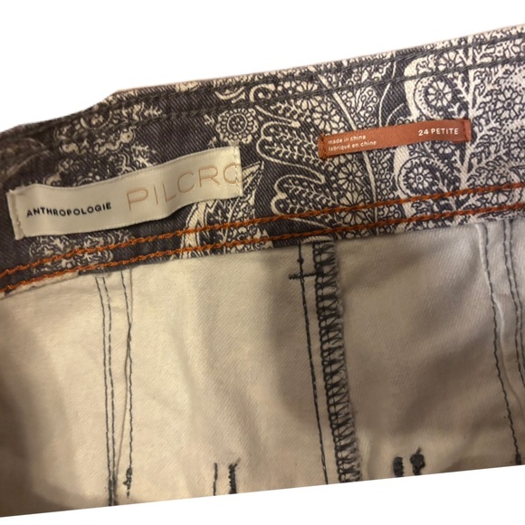 Pilcro Monochrome Leaf Print Flare Pants - Picture 8 of 15